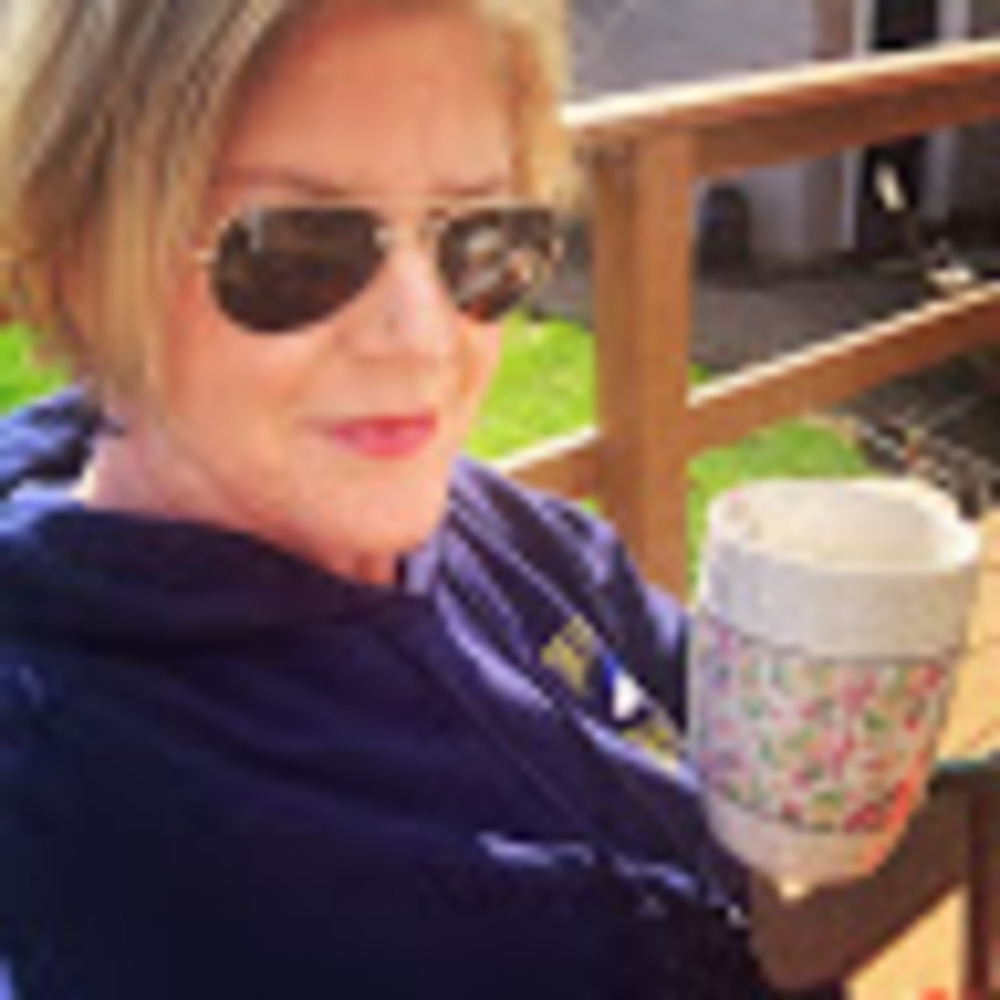 Meet your Posher, Nora